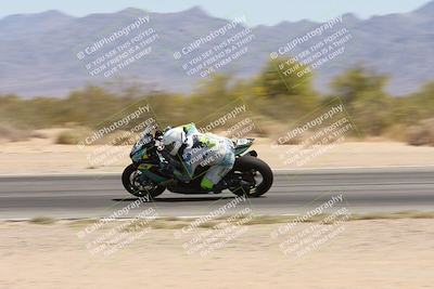 media/Apr-20-2025-CVMA (Sun) [[39090e8767]]/Race 9-Formula LW Twins Shootout/